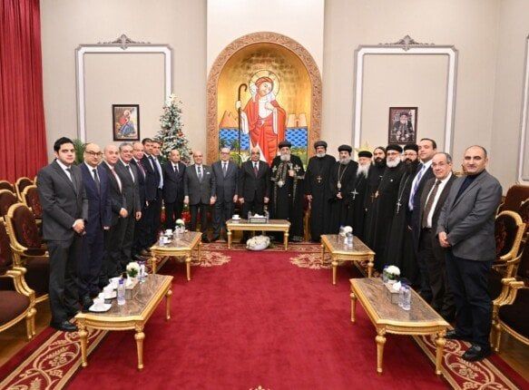 وزير العدل يهنئ البابا تواضروس الثاني بعيد الميلاد المجيد - الفجر سبورت