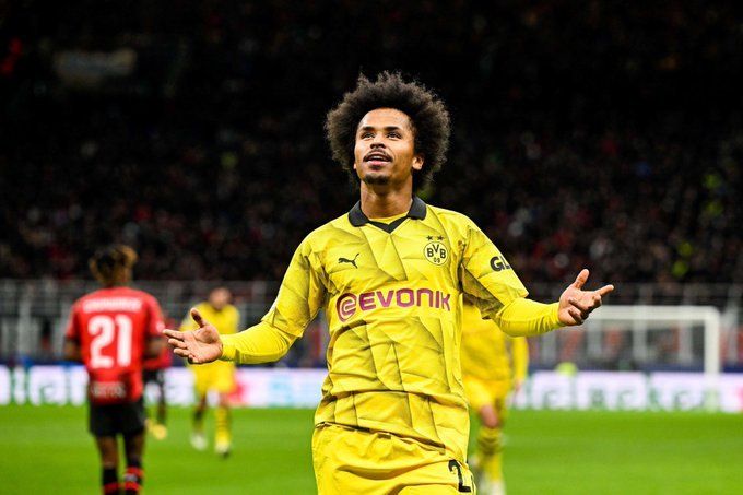 بوروسيا دورتموند يؤجل معاقبة كريم أديمي ويفضل الحوار بعد واقعة الغضب