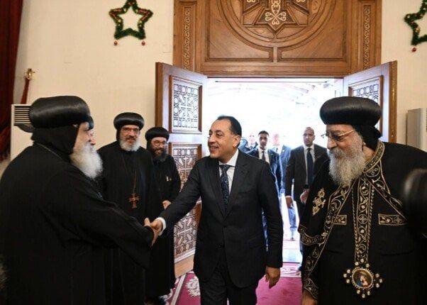 رئيس الوزراء يهنئ قداسة البابا تواضروس الثاني بمناسبة عيد الميلاد المجيد - الفجر سبورت