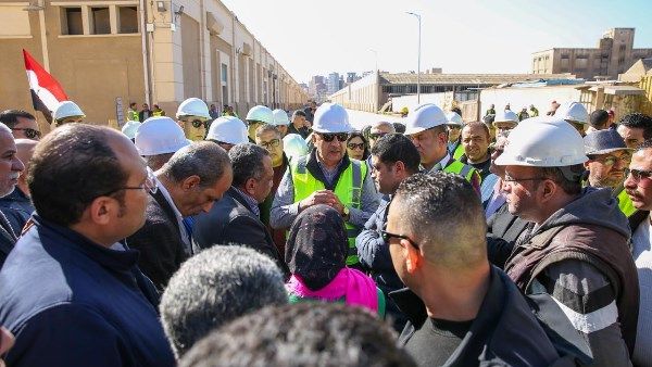 وزير قطاع الأعمال: اكتمال تطوير غزل المحلة بإنجاز المرحلة الثانية