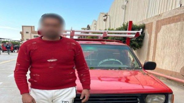 كشاف فى الخلف.. القبض على قائد سيارة ربع نقل في الغربية