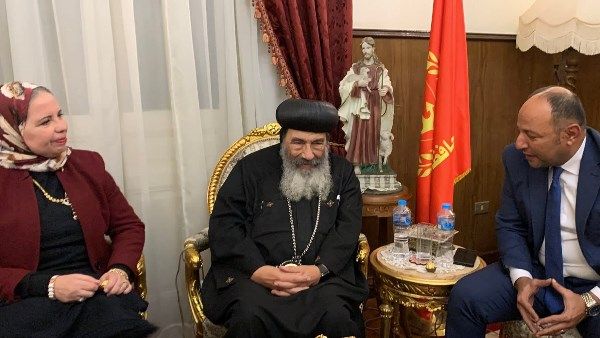 عيد الميلاد المجيد.. الشعب الجمهوري يقدم التهنئة للأنبا تادرس مطران بورسعيد
