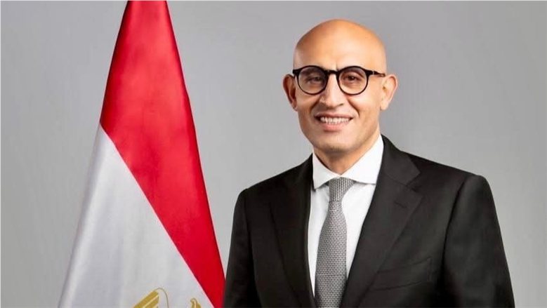 وزير التعليم يطلع على تجربة مدرسة "كريست" في الدمج بين التعليم الأكاديمي والتطبيقي