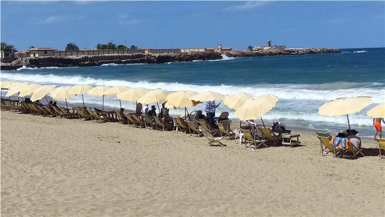 محافظ الإسكندرية يؤكد أهمية دعم الخدمات الصحية والوصول بها إلى المناطق الأكثر احتياجًا