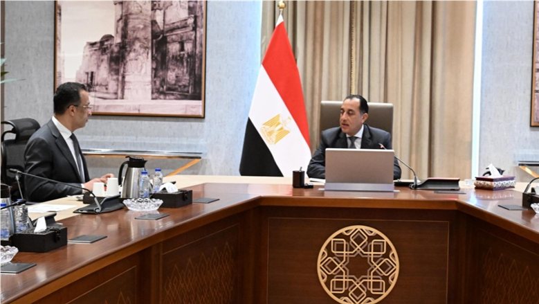 رئيس الوزراء يستعرض محاور جلسة "مصر الرقمية"