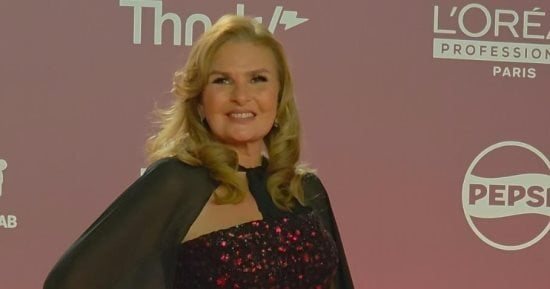 يسرا ودينا الشربينى وإيمان العاصى يصلن عرض فيلم بومة بمهرجان الجونة