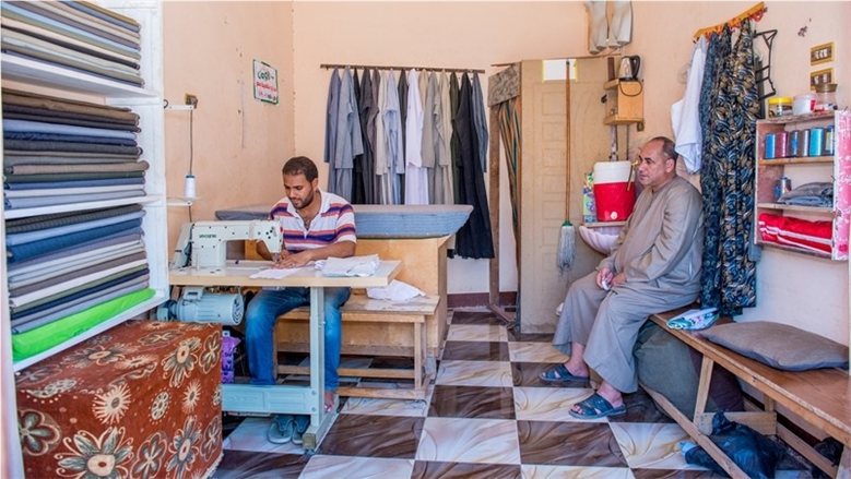 "الأورمان" تسلم 118 ألف مشروع تنموي للأسر الأولى بالرعاية في المحافظات