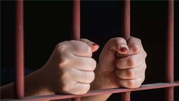 "كنت هشحت بيه"، اعترافات صادمة لسيدة حاولت خطف طفل من أمام منزله بالمرج