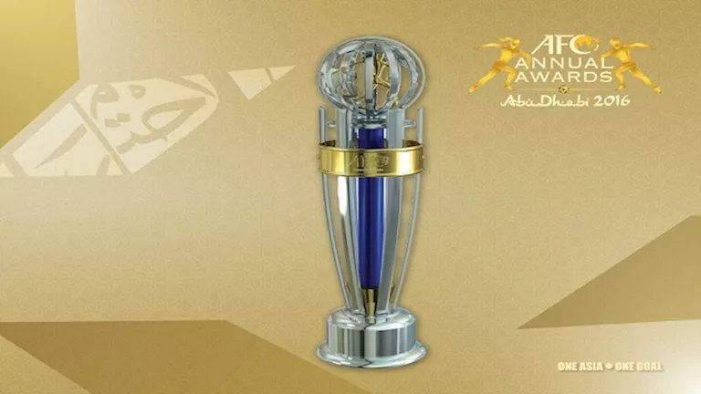 "إنجاز تاريخي ينتظر أحدهما".. صراع سعودي على جائزة أفضل لاعب في آسيا