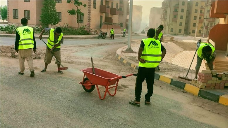 جهاز أخميم الجديدة يكثف حملات النظافة لرفع كفاءة الخدمات والحفاظ على المظهر الحضاري للمدينة