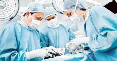 تطبيقات الهاتف المحمول تقلل المضاعفات بعد العمليات الجراحية.. دراسة توضح