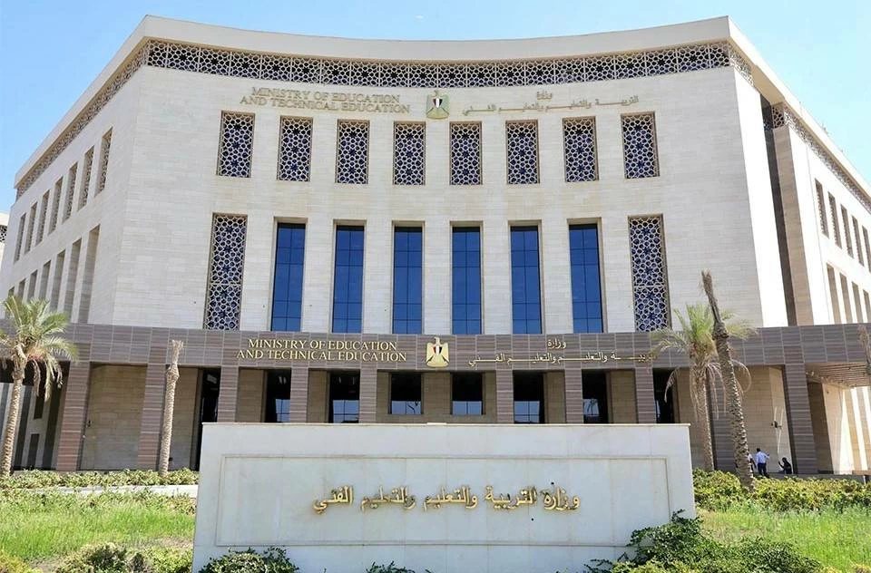 التعليم تعلن مواعيد دوري المدارس لكرة القدم للمرحلتين الإعدادية والثانوية 2026/2027
