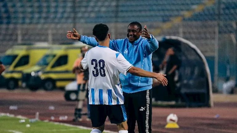 لحظة بلحظة.. بيراميدز 4 -1 سيراميكا كليوباترا.. أوباما يسجل الرابع