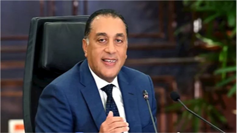 رئيس الوزراء يفتتح مشروع محطة الطاقة الشمسية بشركة النصر للبترول بالسويس