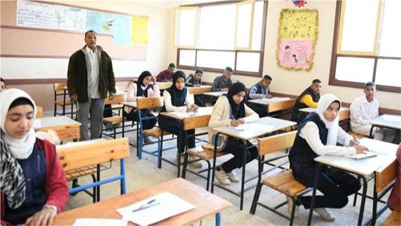 الأوراق المطلوبة لتسجيل استمارة الشهادة الإعدادية 2026.. وموعد امتحانات الترم الأول