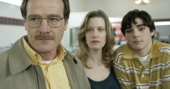 بعد وفاة أحد أبطال مسلسل Breaking Bad.. ما هو الشلل الدماغى؟