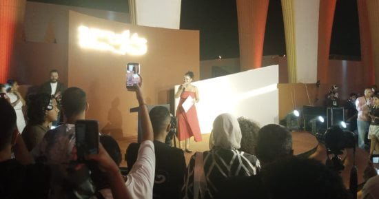 فيلم همسات فى مايو يحصد جائزة النقاد فى مهرجان الجونة السينمائي