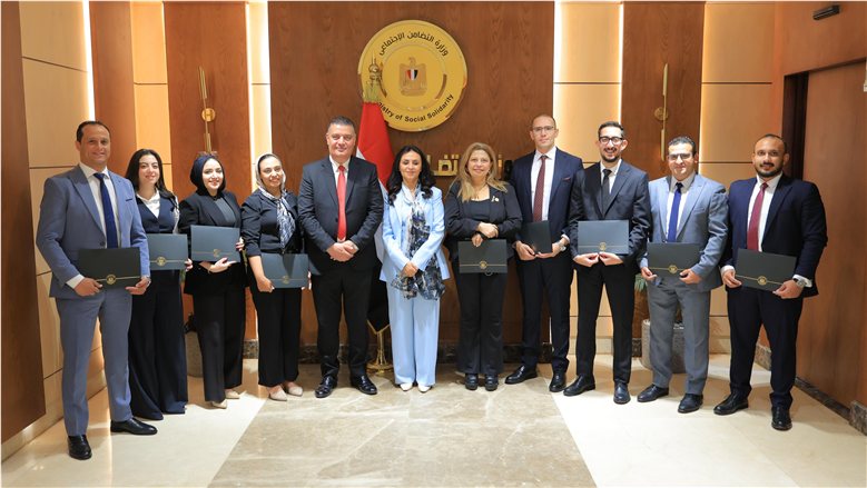 وزيرة التضامن تكرم صندوق دعم الصناعات الريفية والبيئية