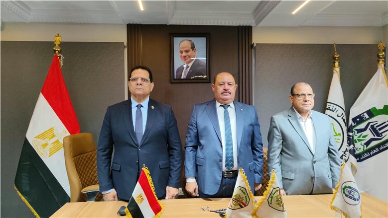 نقابة العاملين بالنقل البري تنظم ندوة تثقيفية لتأهيل الكوادر النقابية