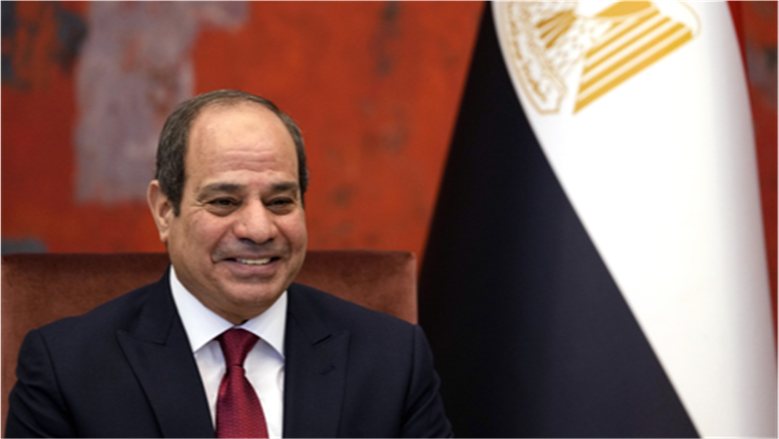 الحكومة تبدأ تنفيذ التكليف الرئاسي بتحسين أجور المعلمين.. تفاصيل