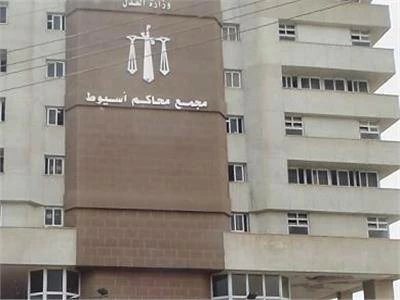 بسبب مطب في الشارع.. إحالة أوراق 3 أشخاص للمفتي قتلوا شخصًا وأصابوا آخر بأسيوط