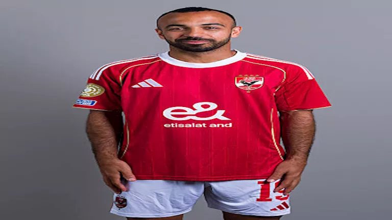 طبيب الأهلي يكشف تفاصيل إصابة أفشة بعد خروجه أمام بترول أسيوط