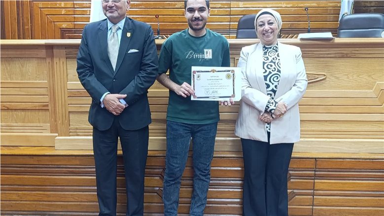 جامعة القاهرة تحتفى بالفائزين فى مسابقة الترجمة السنوية