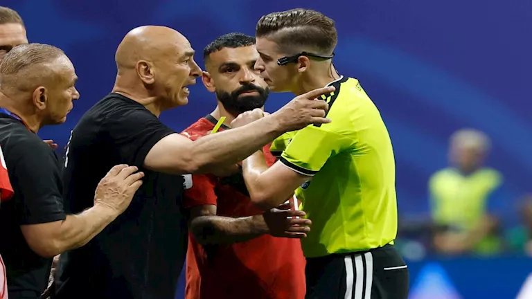 "بينهم التوأم".. اتحاد الكرة يعلن إيقاف ثلاثي منتخب مصر بسبب مباراة الأرجنتين