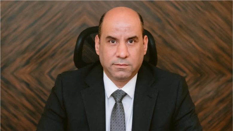 "العمل" × أسبوع.. تعزيز التعاون مع القطاع الخاص وحماية اجتماعية للعمال