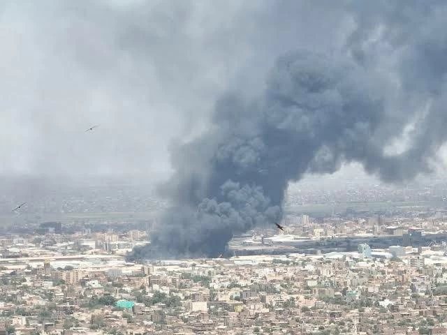 بعد هجوم مزدوج من «الدعم السريع» و«الحركة الشعبية».. ماذا حدث للفرقة الرابعة مشاة بالجيش السوداني؟